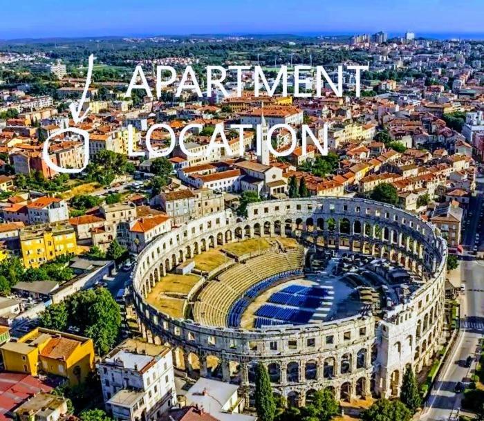 Pula Center Arena Belvedere Apartments And Rooms Luaran gambar